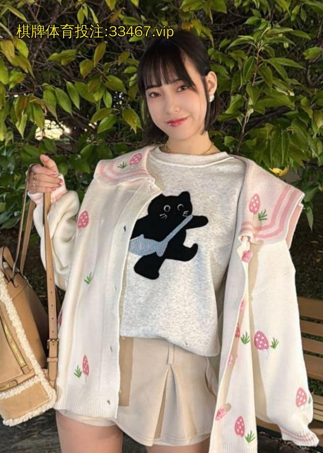 图片[2]-台湾超美网黄Vina大尺度自慰视频流出 清纯女神瞬间变身饥渴淫娃 高潮痉挛翻白眼-视频站点